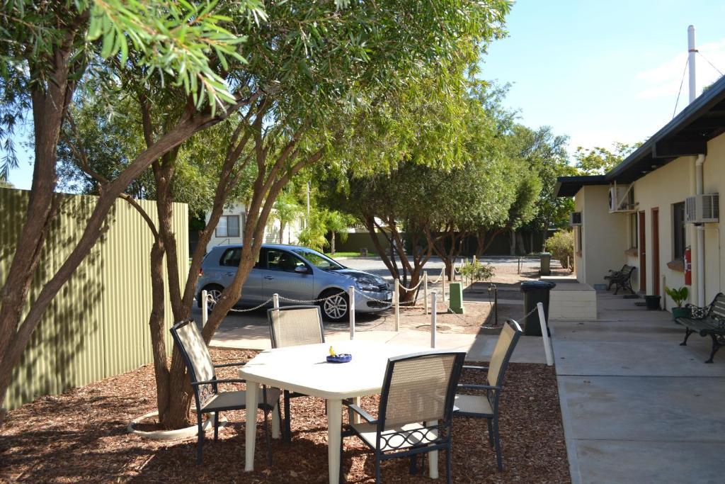 Sturt Motel Broken Hill Eksteriør bilde
