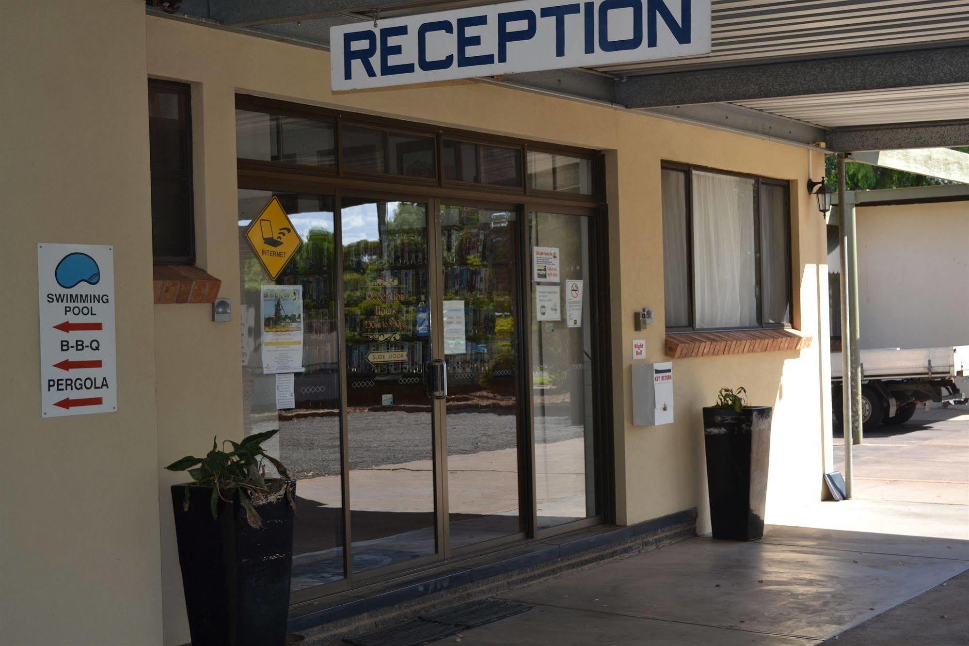 Sturt Motel Broken Hill Eksteriør bilde
